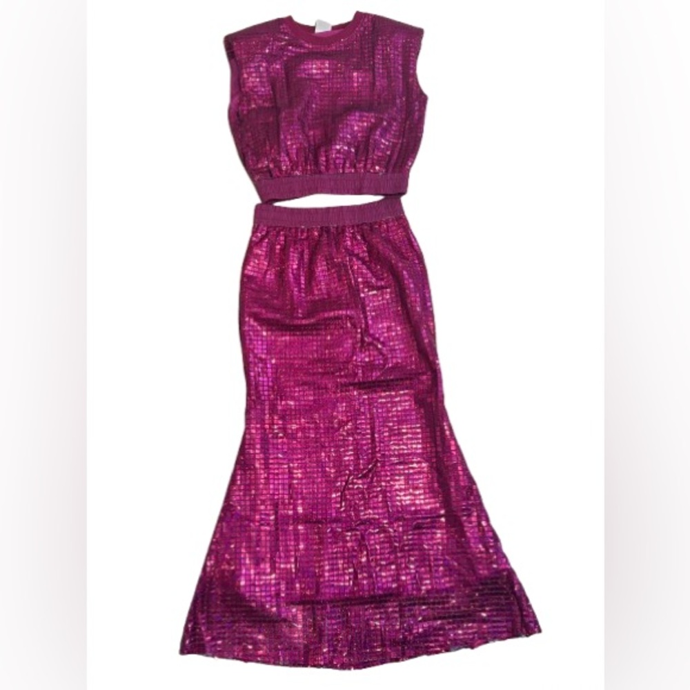 New! QUEEN OF SPARKLES Set Hot Pink Holographic Top and Maxi Skirt Set - Picture 4 of 10